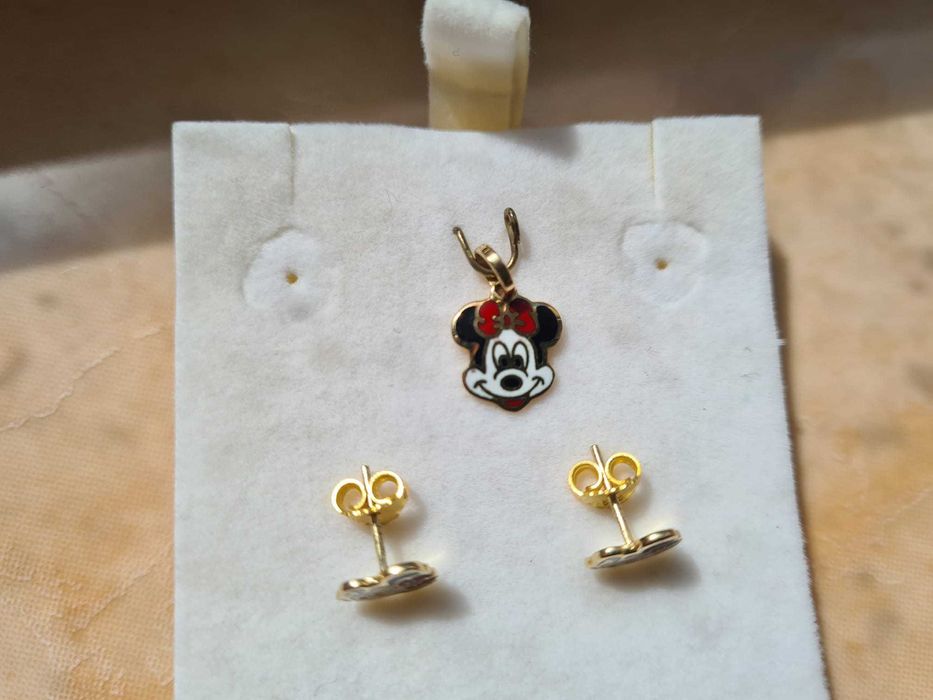 Set Cercei aur si pandantiv Minnie Mouse