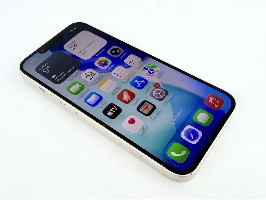 Apple iPhone 14 128GB Starlight Отличен!
