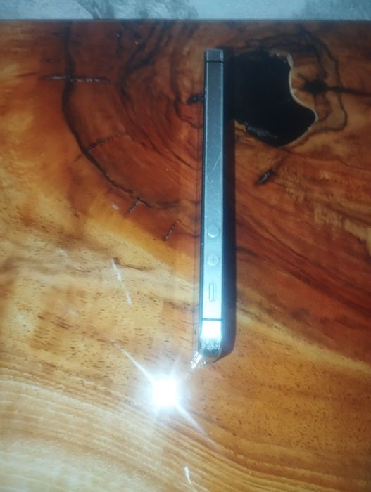 IPhone 5s 32gigabaita