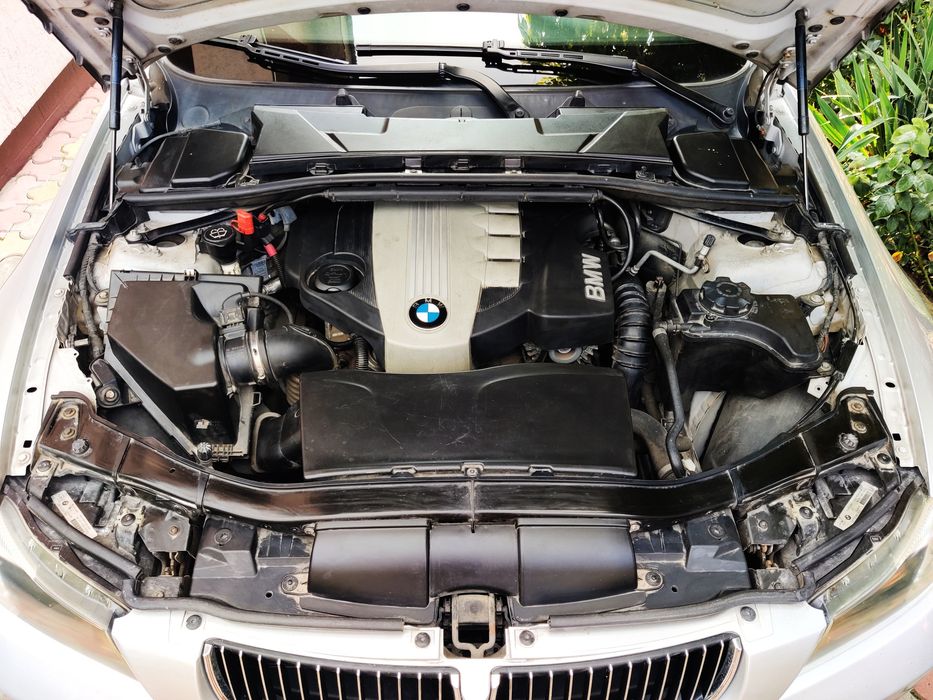 BMW Seria 3 318d E91 stare excelenta