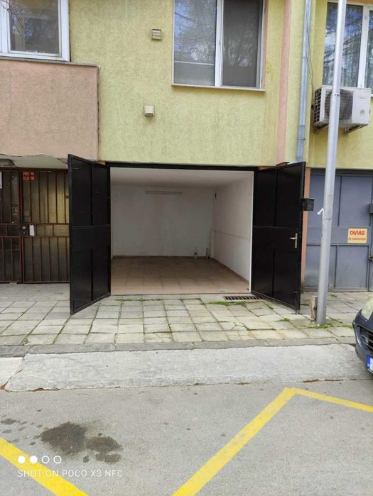 Дава се под наем Гараж / Паркомясто в Варна, Христо Ботев - 20 кв.м за 149.43 € - Снимка #1