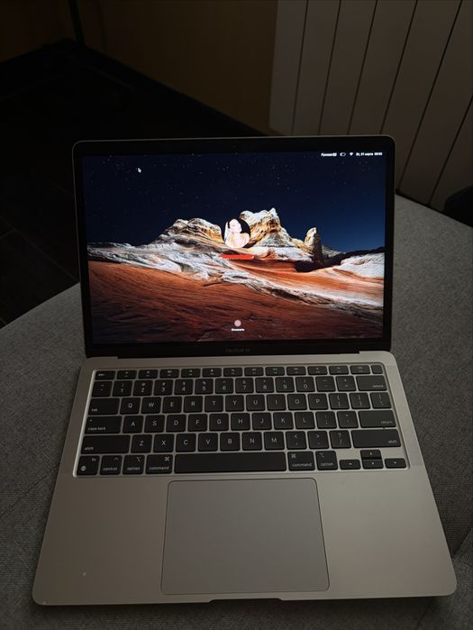 MacBook Air M1 2020 срочно