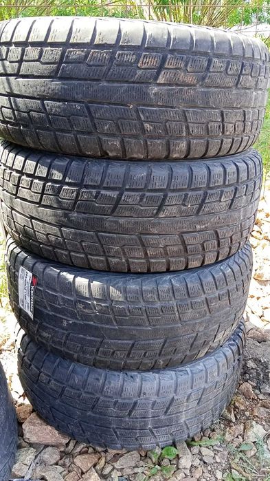 Продам шины 285/60R18