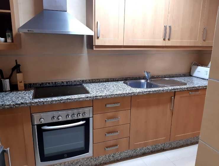 Дава се под наем Двустаен апартамент в Пловдив, Център - 63 кв.м за 255 € - Снимка #2