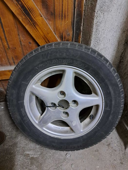 Лети джанти с гуми.