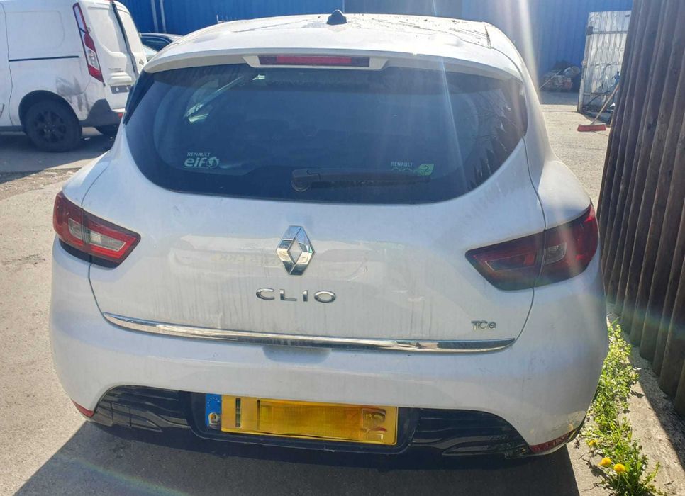 Dezmembrez Renault Clio 0.9 TCE 2013