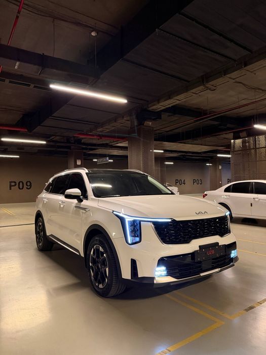 Киа Соренто 2.5л сотилади