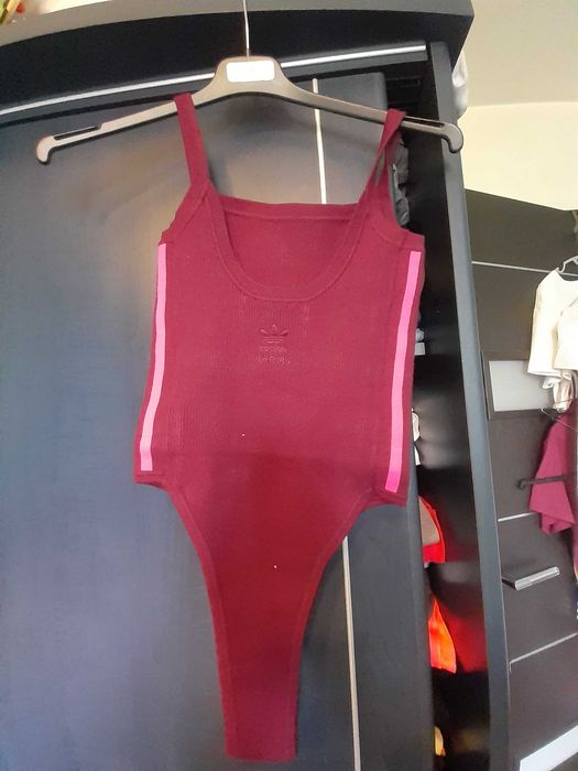 Body Adidas mărime XS