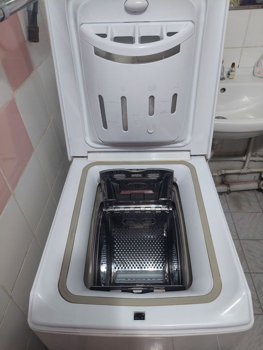 Продам стиральную машину