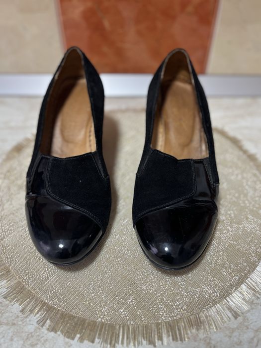 Pantofi din piele naturala !