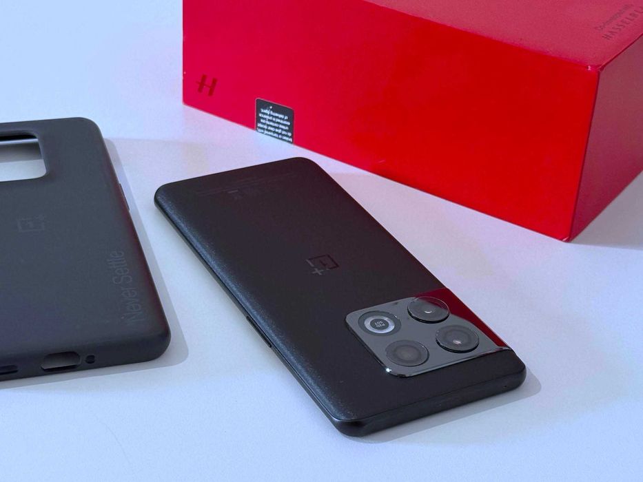 Бартер! Перфектен! OnePlus 10 Pro Volcanic Black (Черен)