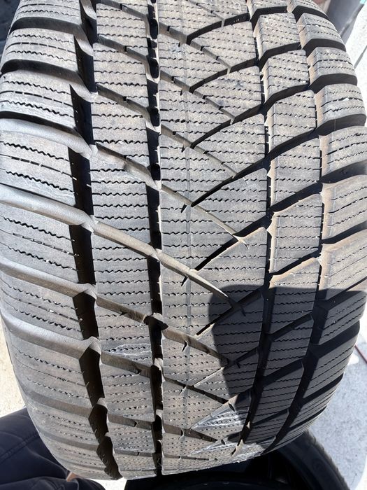 Jante concave cu anvelope vară r17 ET 28
