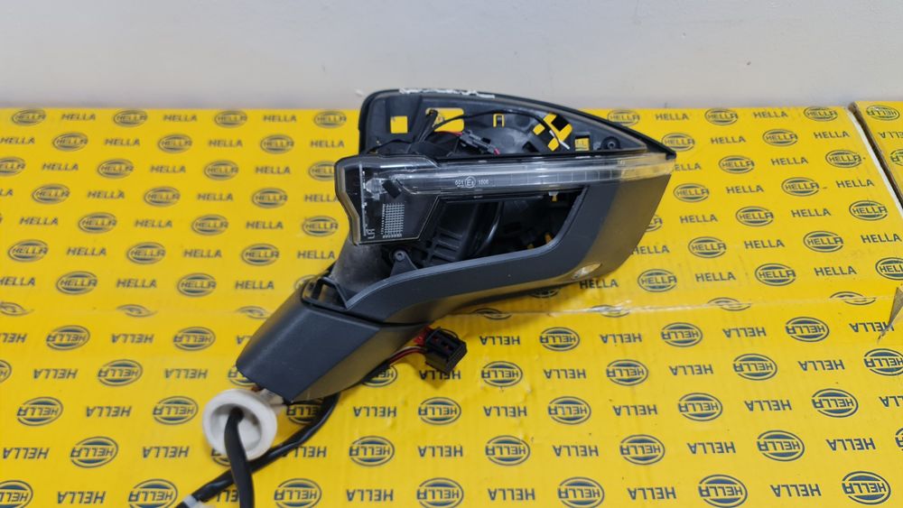 Brat oglinda stanga Seat Ateca 9 fire camera video