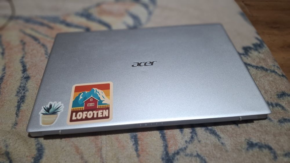 Acer Swift  1 intel silver N6000