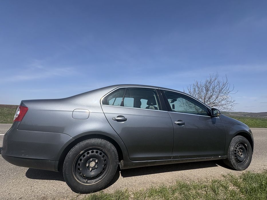 Vw jetta 2006 2.0 benzină
