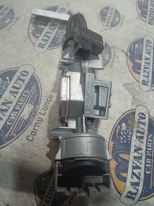 contact plus cheie  ford c-max