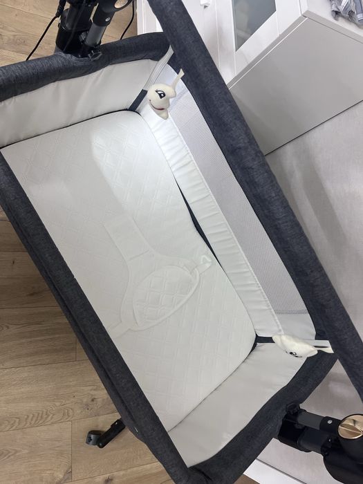 Продам кроватку детскую