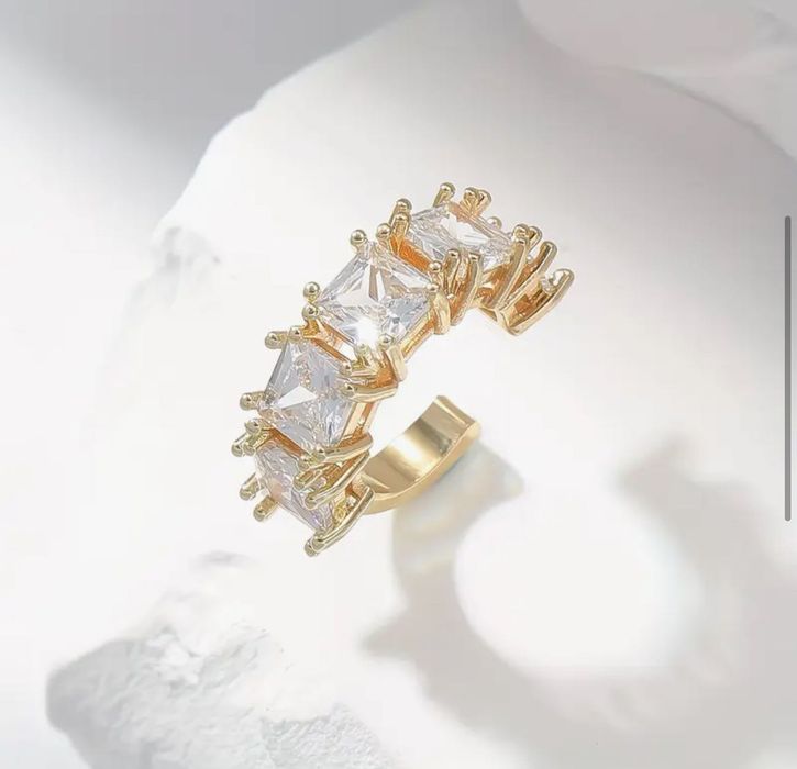 Дамски обеци за хрущял