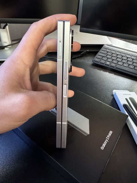 Samsung Galaxy Z Fold 6 256GB в гаранция+писалка