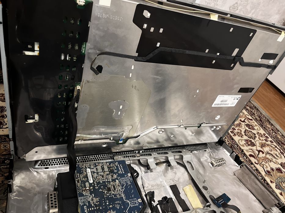 Продам IMac на запчасти