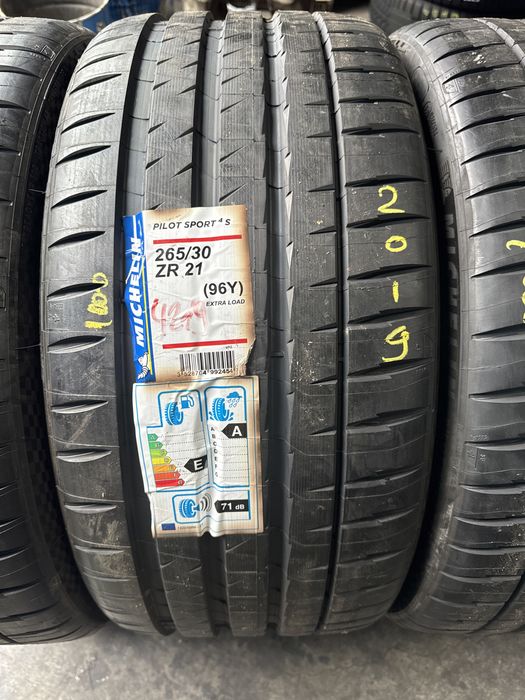 265/30/21 Michelin Pilot Sport 4S