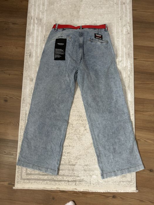 Blugi DSQUARED2 impecabili