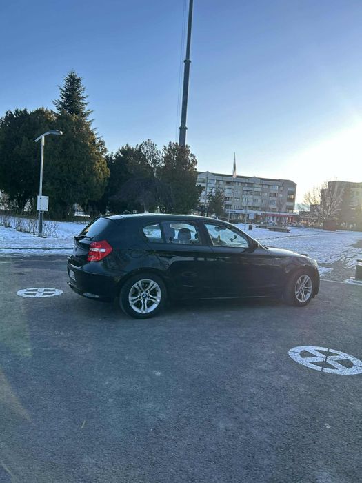 Vand Bmw seria 1 120d 143cp 2011