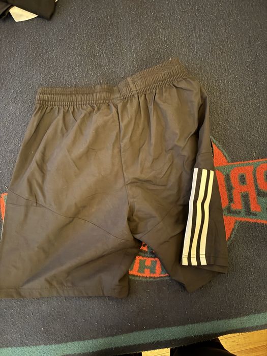 Къси панталони Adidas S НОВИ