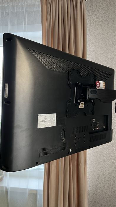 Продам телевизор LG