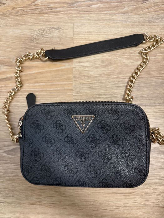 Дамска чанта Guess