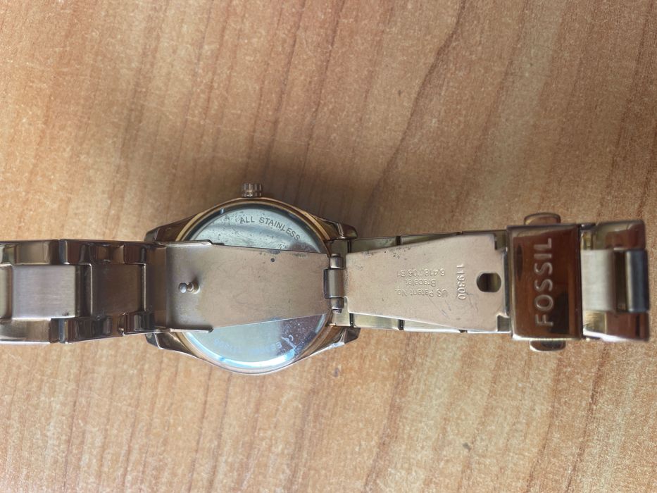 Fossil дамски часовник
