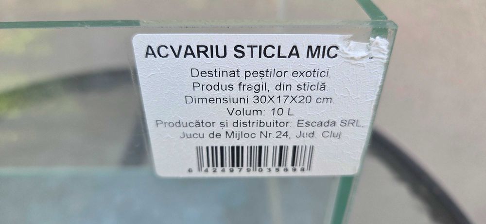 Acvariu din sticla 10 l + decor platforma stanca