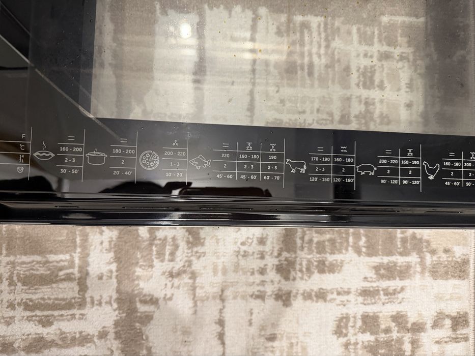 Продам духовку электрическую