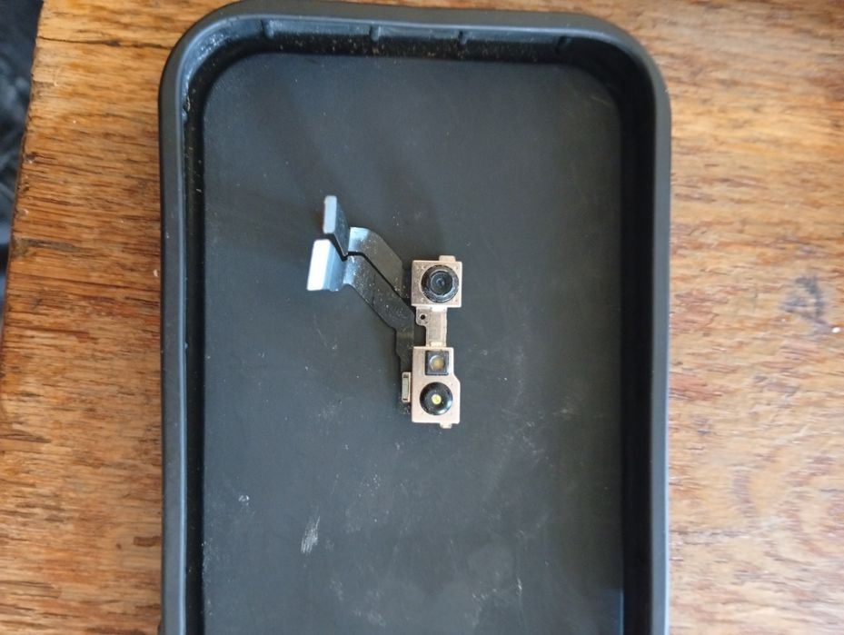 Vând piese iPhone 13 mini