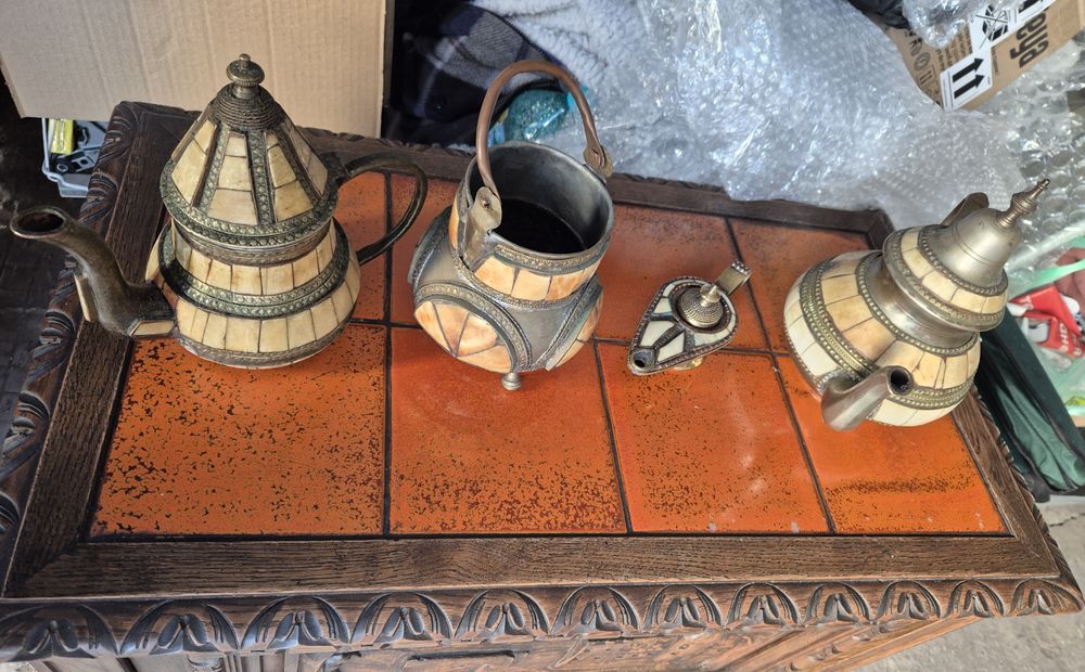 Мароканки съдове от месинг или бронз ! Инкрустирана с камилска кост!