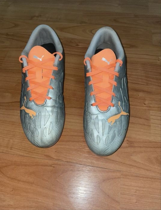 Ghete de fotbal puma