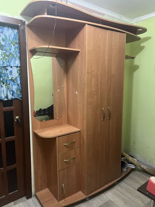 продам прихожую не дорого
