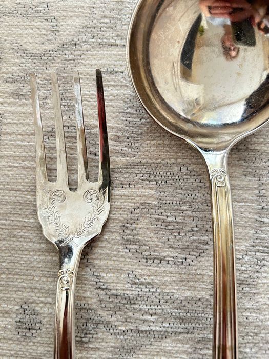 Посребрени прибори за сервиране- черпак и вилица
