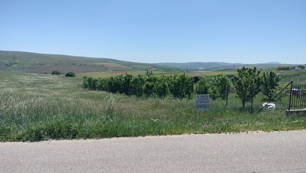 Vând teren intravilan loc Rediu