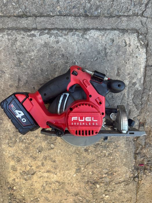 Milwaukee M18 ccs55 circular burshless