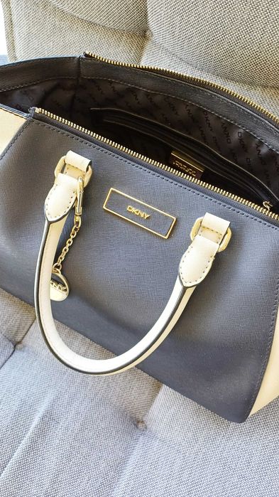 DKNY geanta de piele naturala, NOUA, cumparata din Dubai