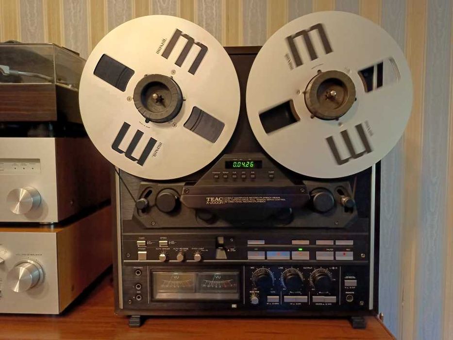 Катушечный магнитофон TEAC X-2000R BL