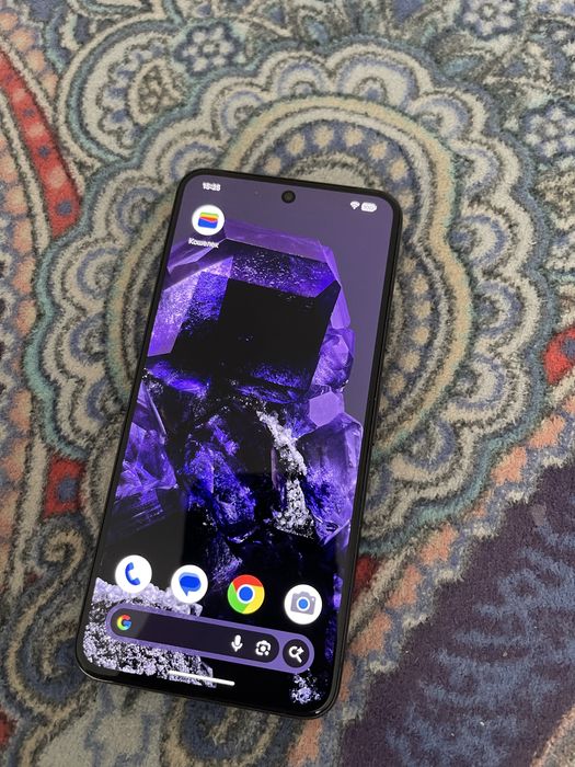 Продам пиксель 8 на256 гб