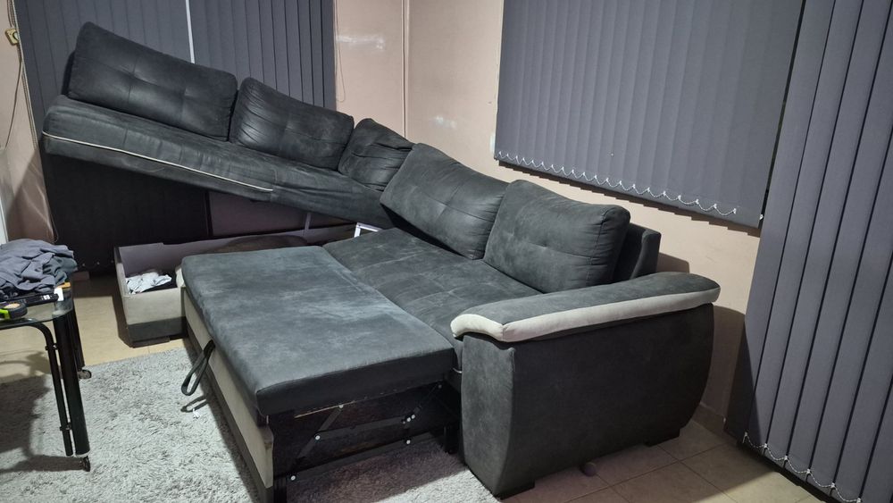 Холова гарнитура с функция сън и място за багаж