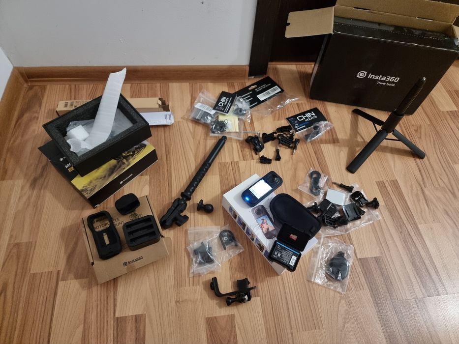 Set camera insta360 x3 / accesorii