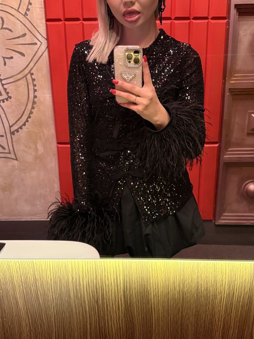 Кофта  с перьями malli