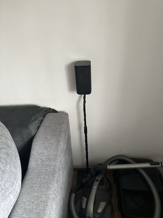 Sondbar sony are si cutia dela el