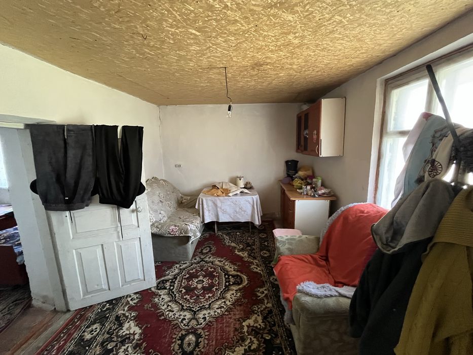 Продам дом 70 соток земли Срочно