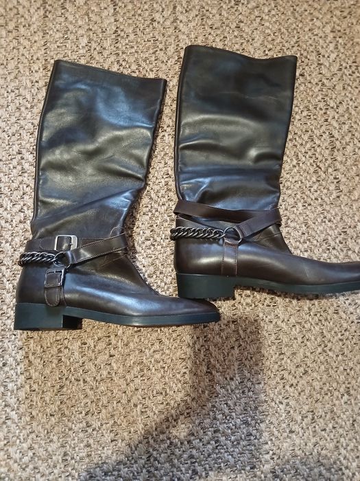 Ботуши Zara нови и кецове Converse  40 номер