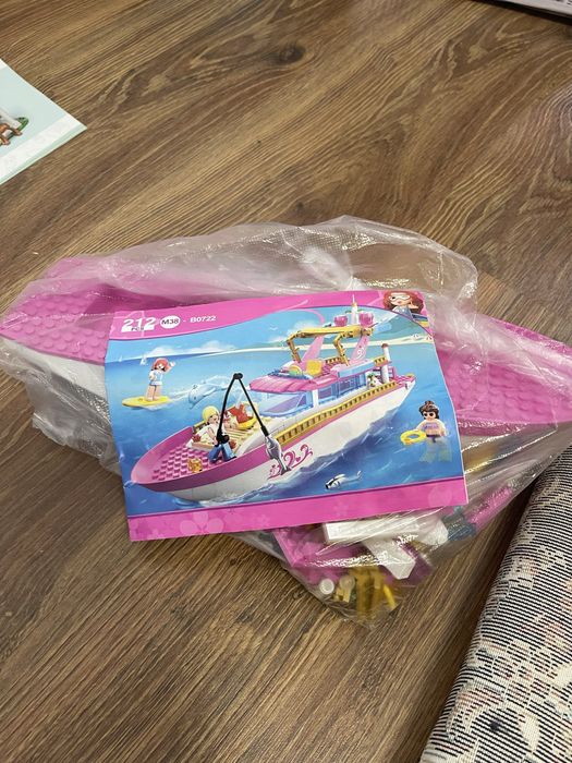 Игрушки б/у в отличном состоянии